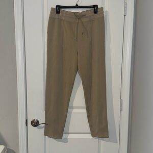 Tan lululemon Soft Ambitions high rise joggers size 10
